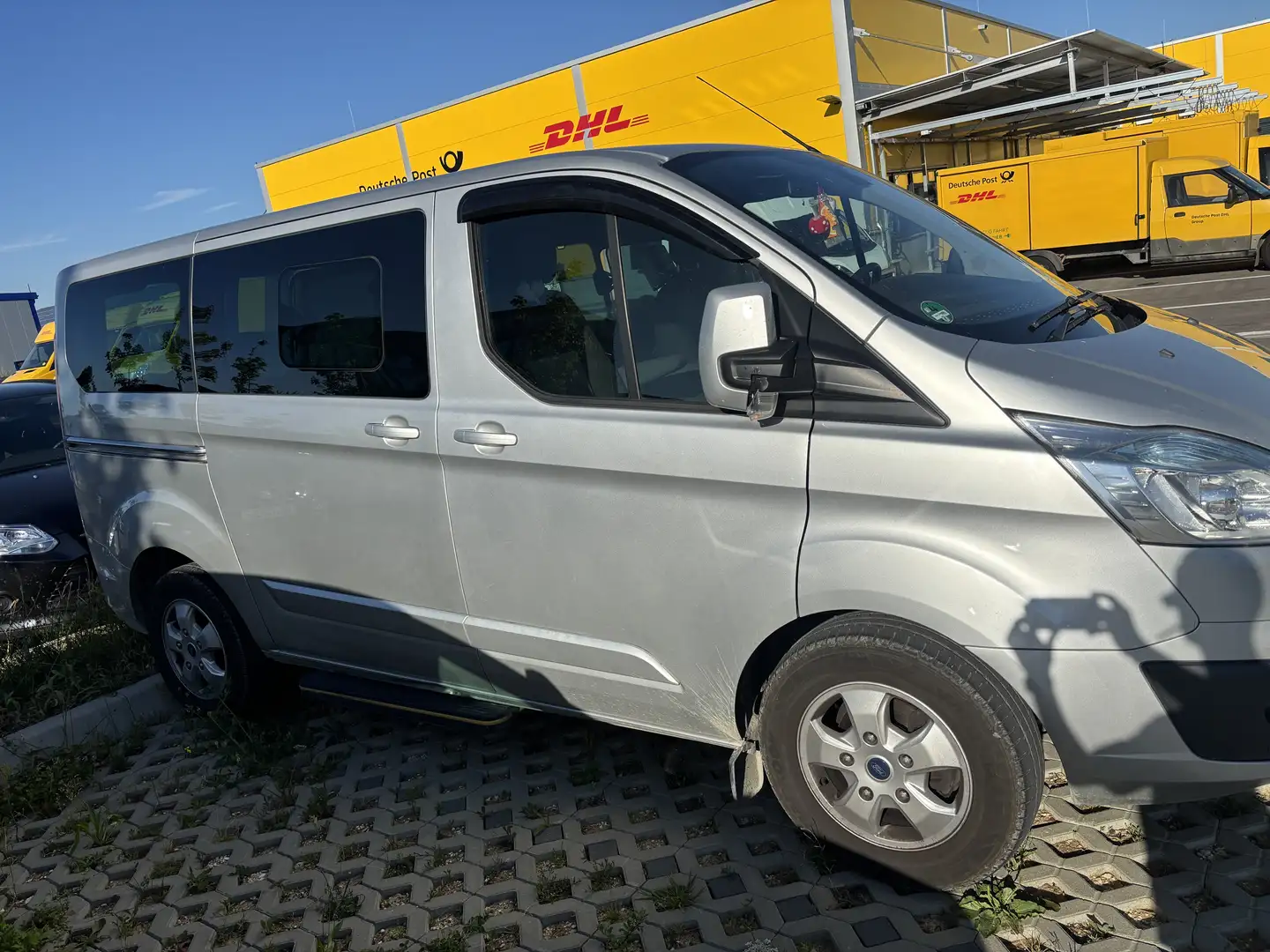 Ford Transit Custom 300 L1 Tourneo Titanium Silber - 2