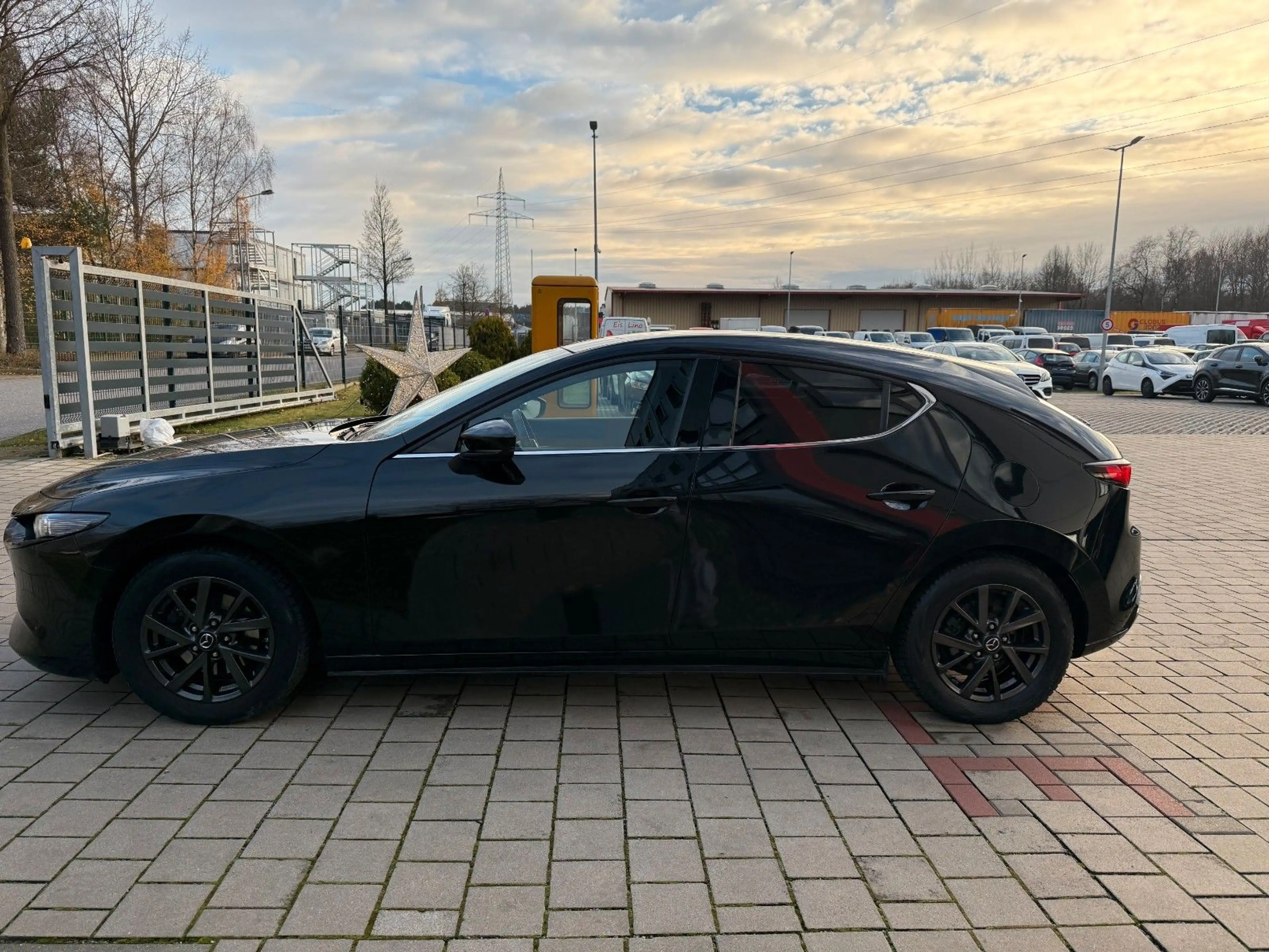 Mazda 3 Lim.  Selection(Tüv&Insp.neu/Aut.) — photo 5