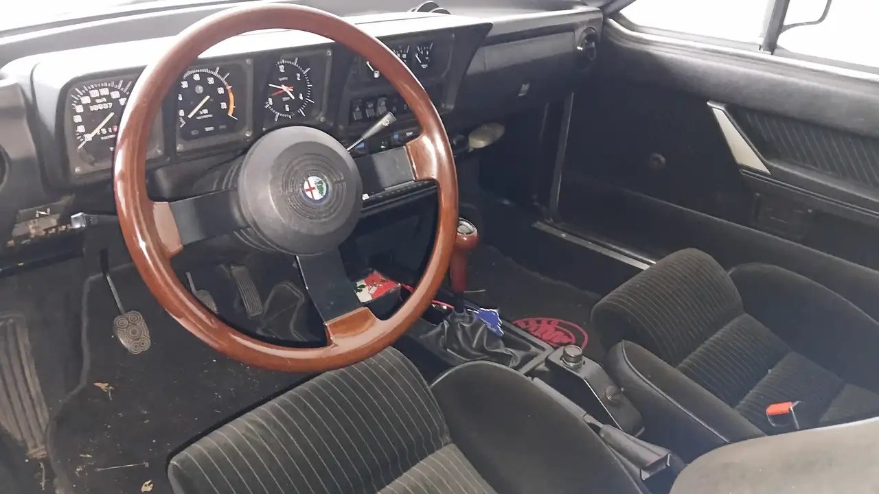 Alfa Romeo GTV 6/2.5, foto 3