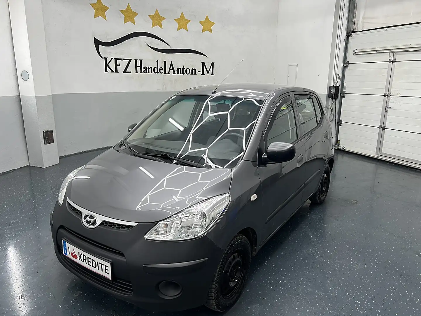 Hyundai i10 1,1 MPI Entry * HW * EINSTEIGERFAHRZEUG * SOFOR... Grau - 1