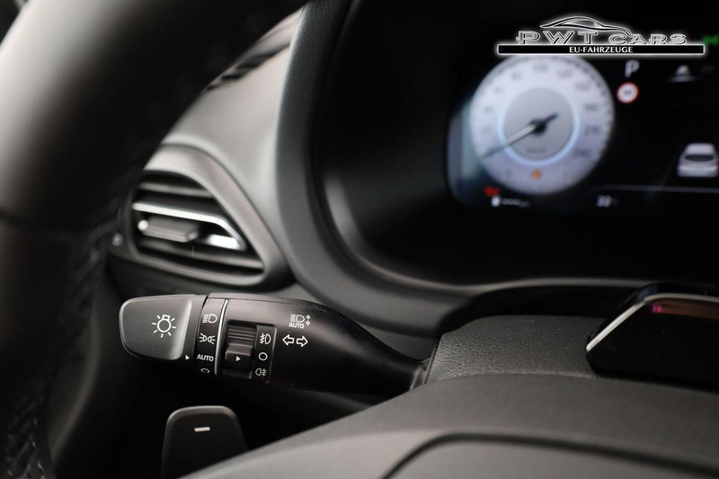 Hyundai i30 Kombi 1.6 T-GDI DCT, Navi, Kamera, Winter, 16-Z... — photo 9