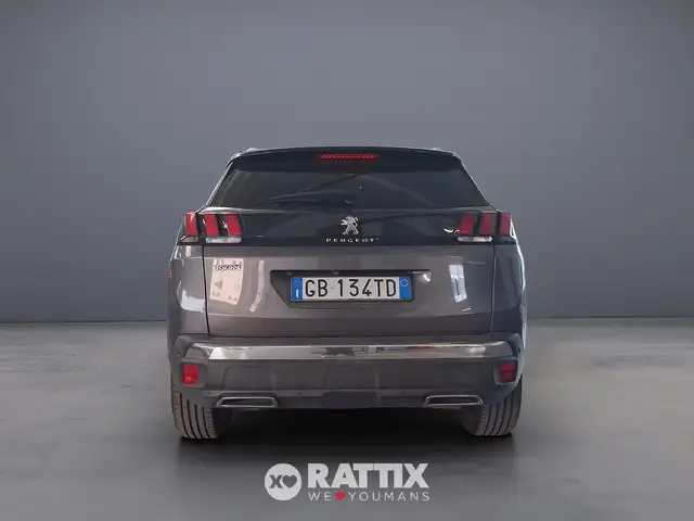 Peugeot 3008 view 5