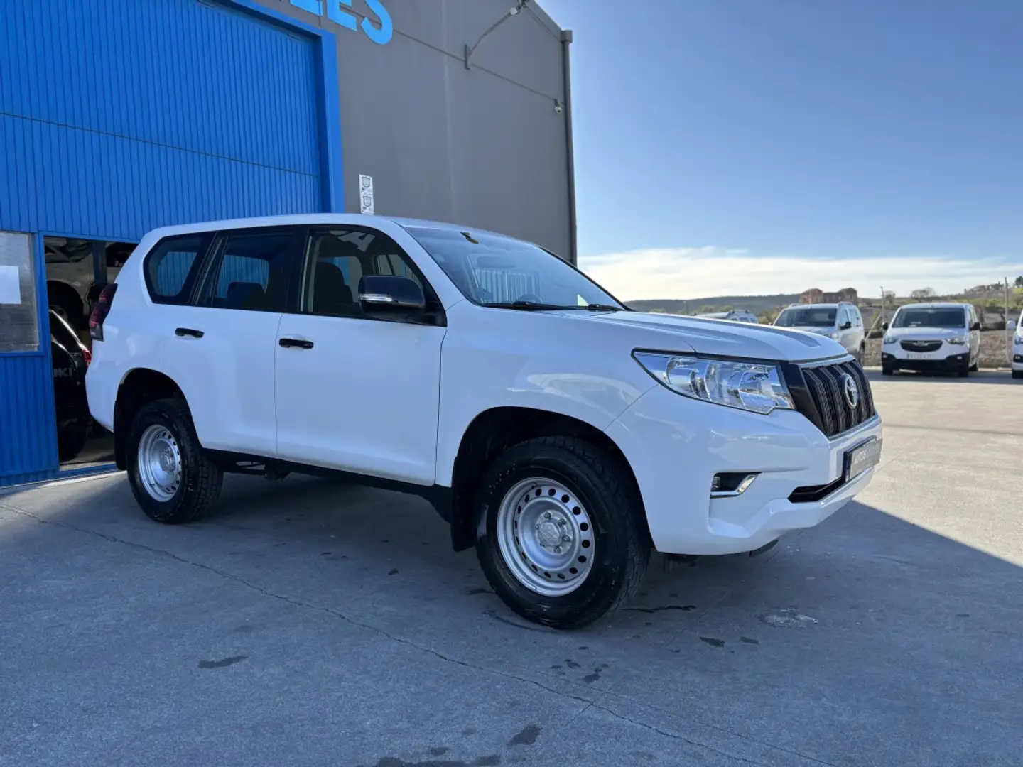 Toyota Land Cruiser D-4D GX Blanco - 2