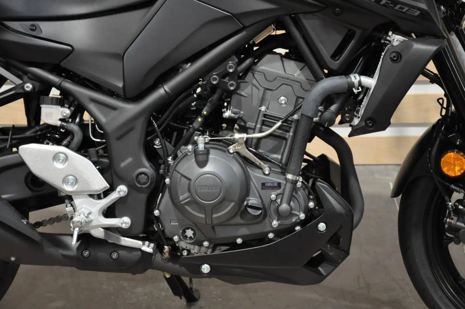 Yamaha MT-03 Zwart - 2