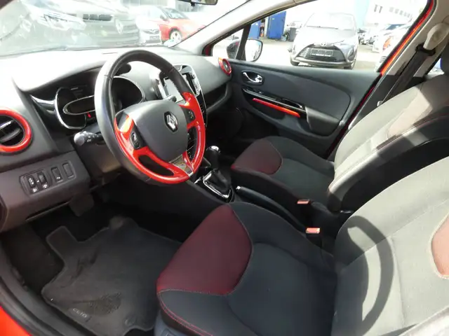 Renault Clio view 12