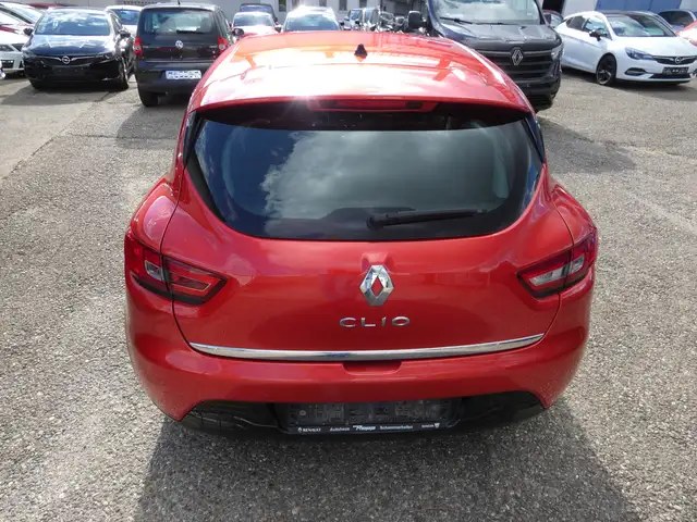 Renault Clio view 4