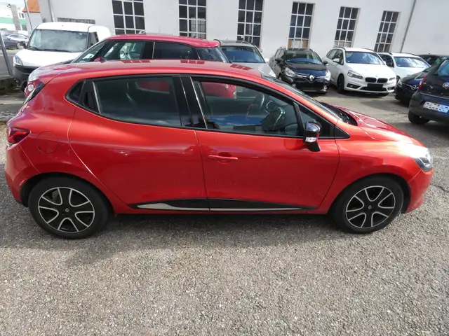 Renault Clio view 6