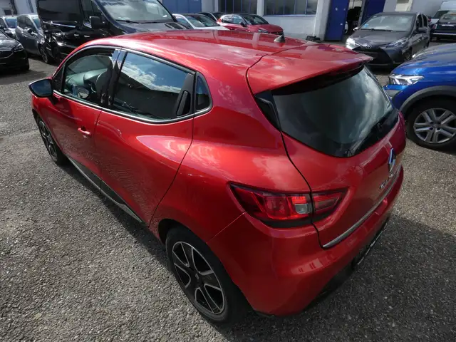 Renault Clio view 3