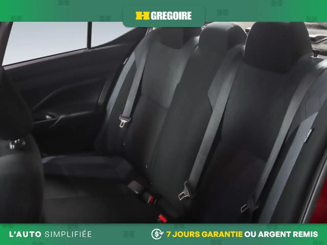Nissan Versa fotografie Nissan Versa