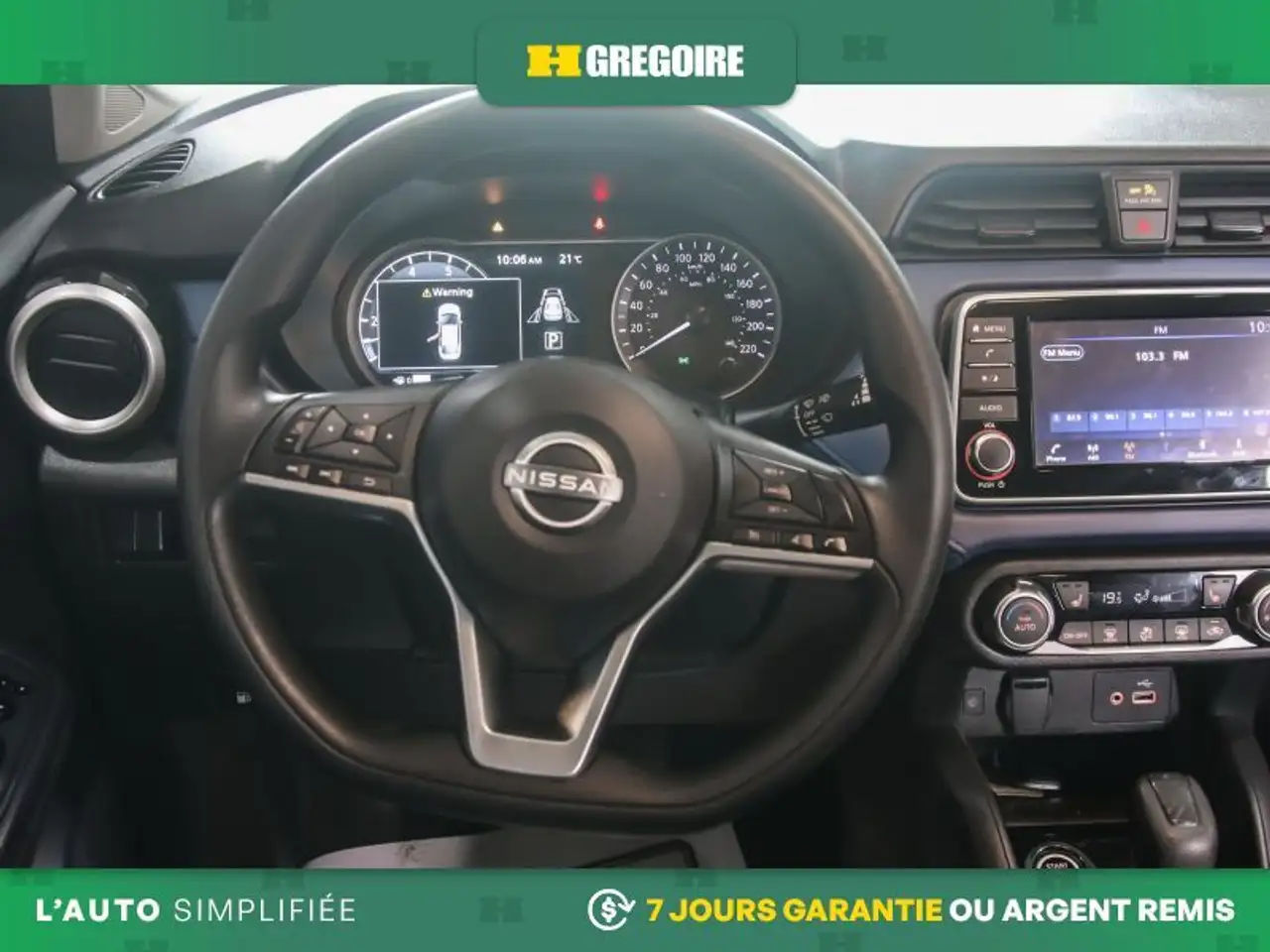 Nissan Versa fotografie Nissan Versa