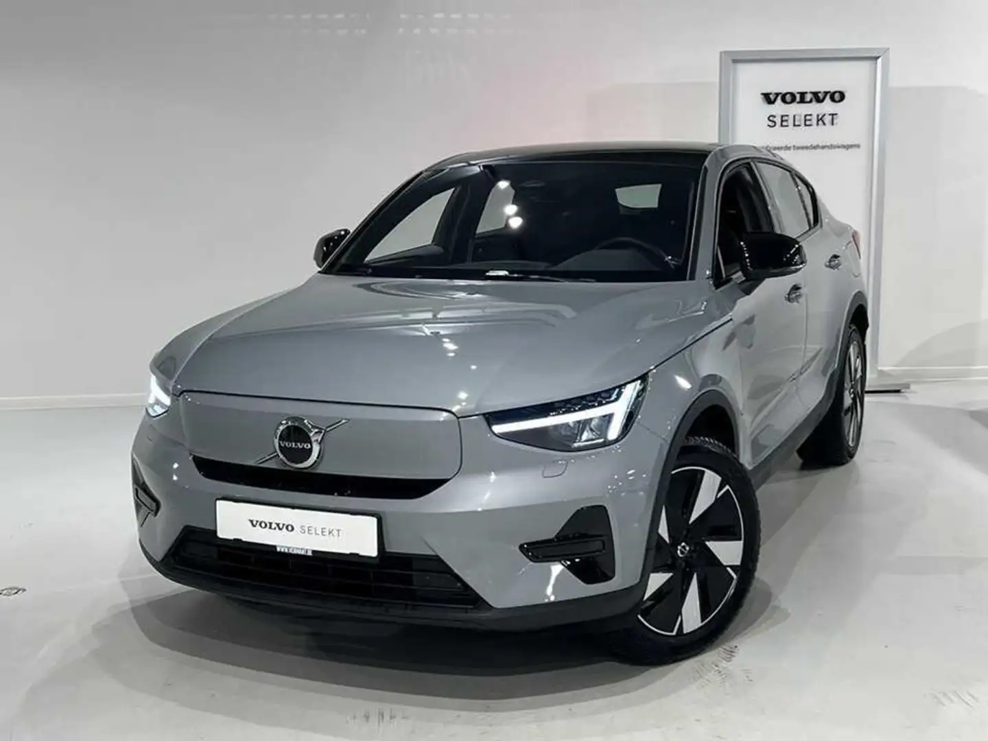 Volvo C40 Recharge Extended Range Plus + electr trekhaak Grijs - 1