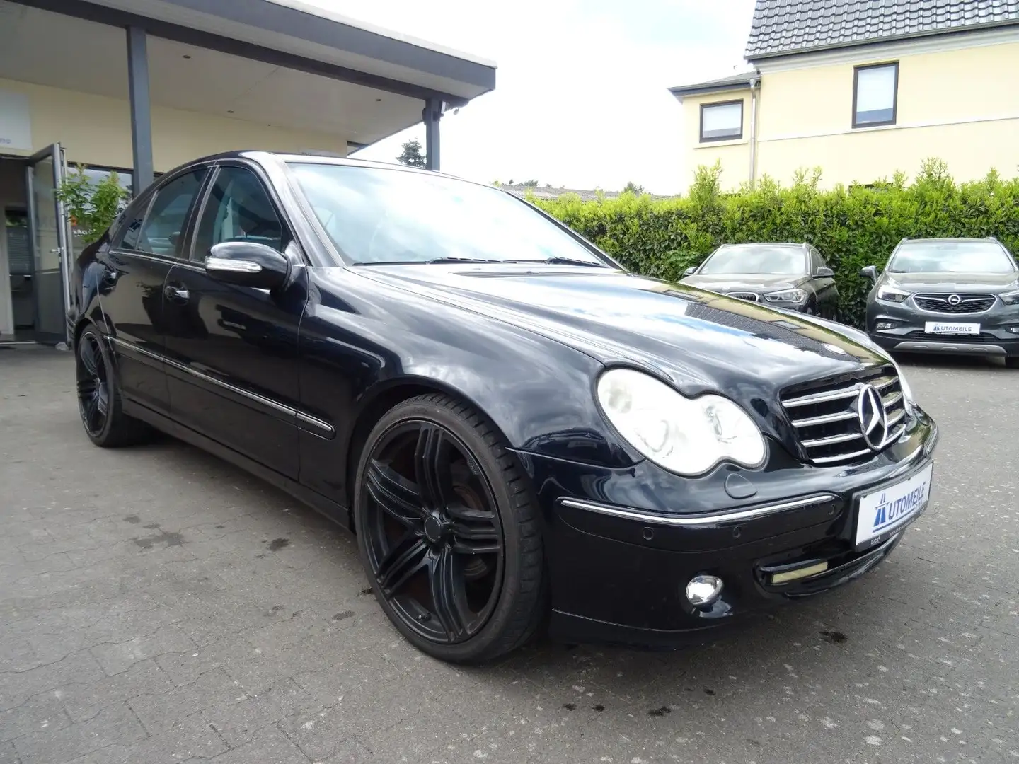 Mercedes-Benz C 200 Kompressor Sport Edition XENON NAVI LEDER Zwart - 2