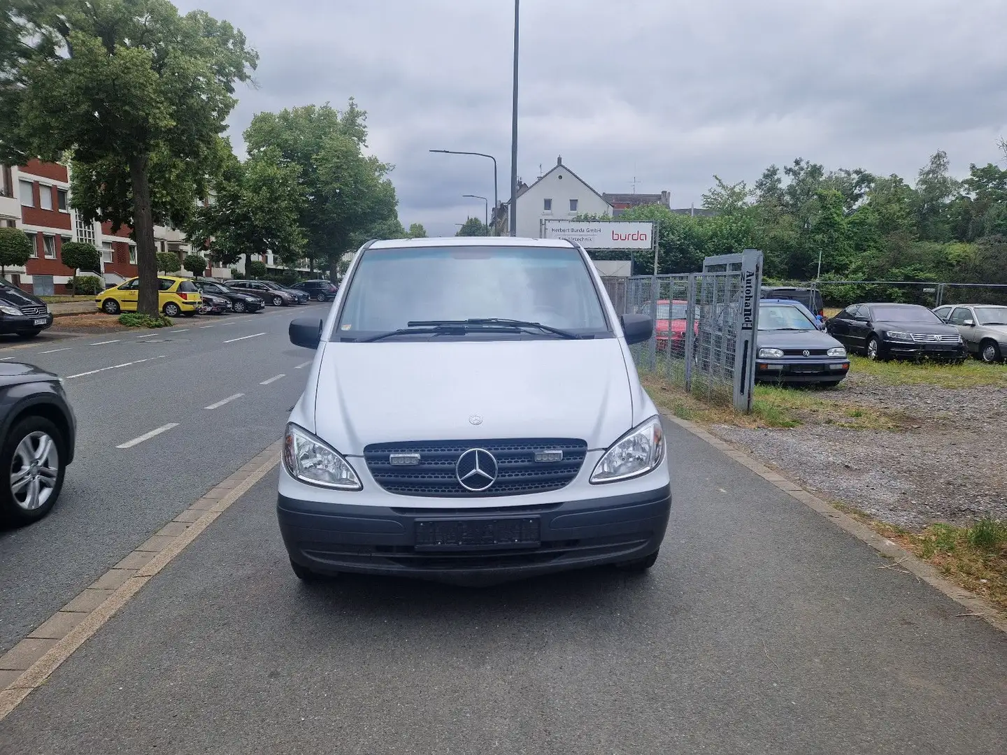 Mercedes-Benz Vito Kombi 111 CDI extralang;KLIMA;AHK;8 SITZE Weiß - 1