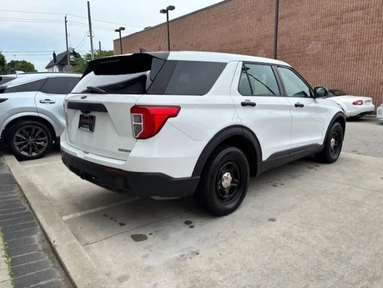 Ford Explorer снимка Ford Explorer