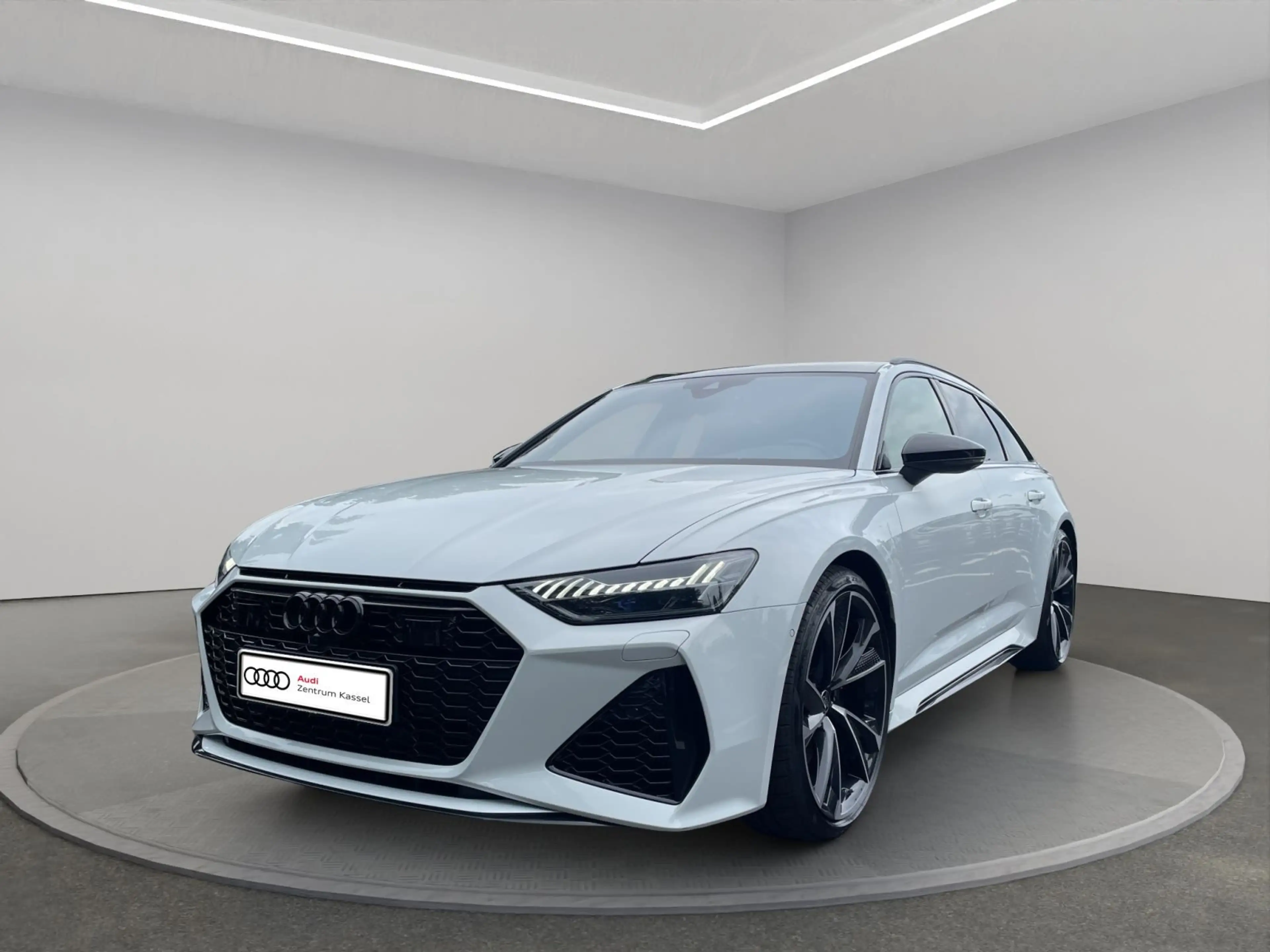 Audi RS6 4.0 TFSI qu. Laser B&O Pano 360° — photo 3