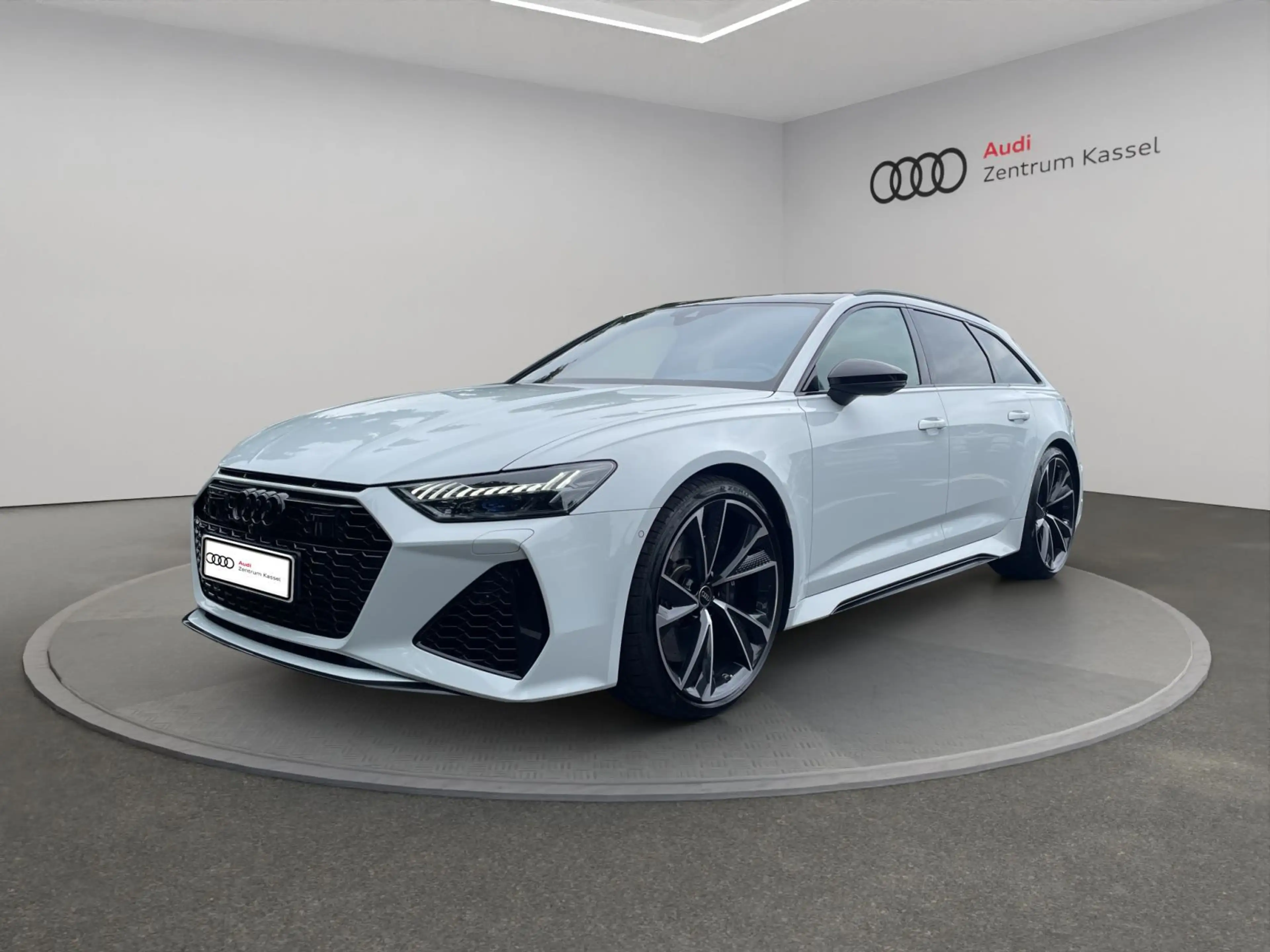 Audi RS6 4.0 TFSI qu. Laser B&O Pano 360° — photo 2