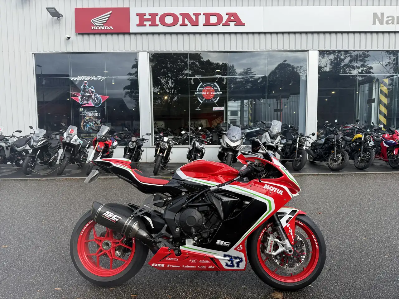 MV Agusta 800