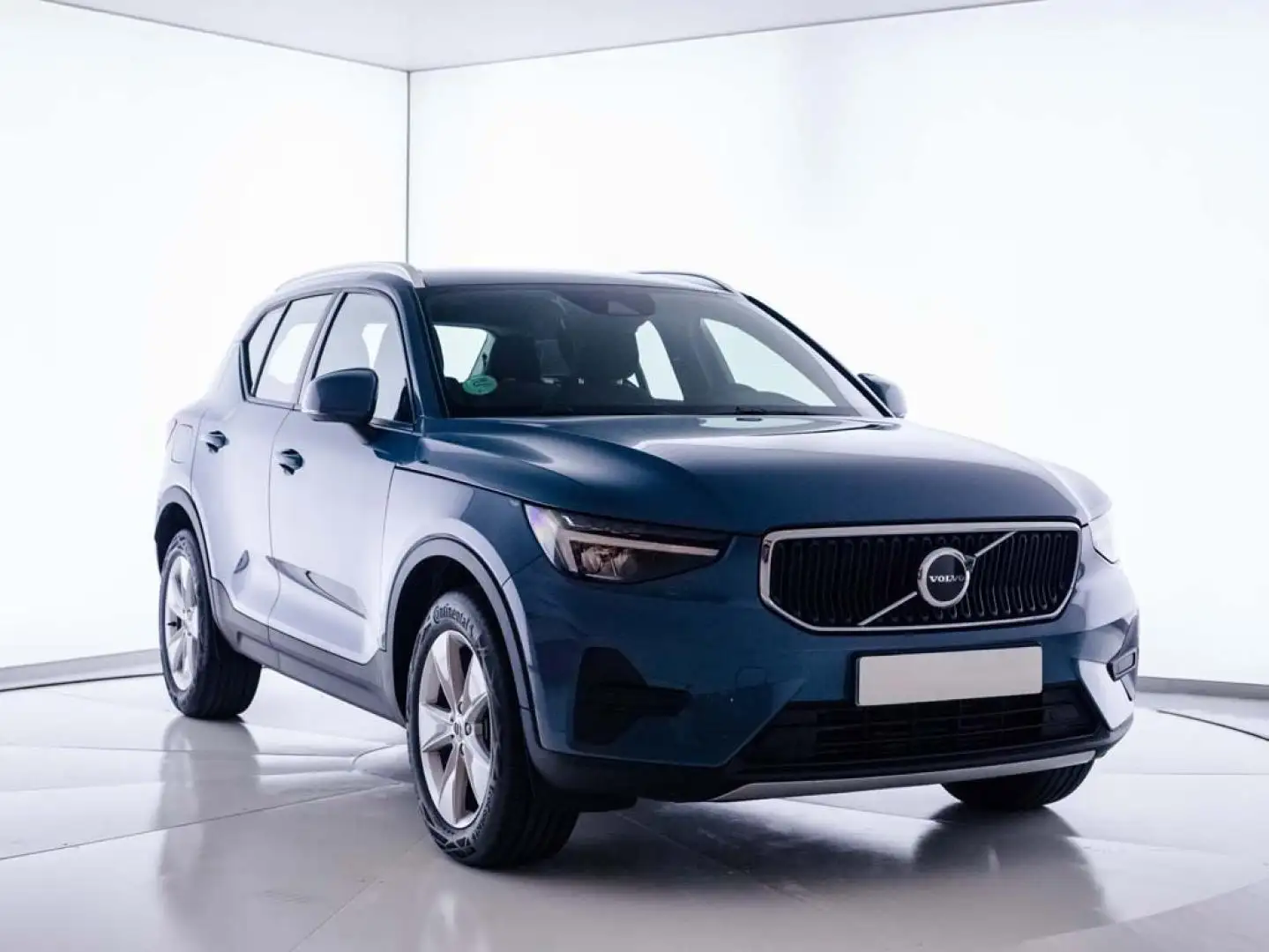 Volvo XC40 T2 Core Aut. Blauw - 1