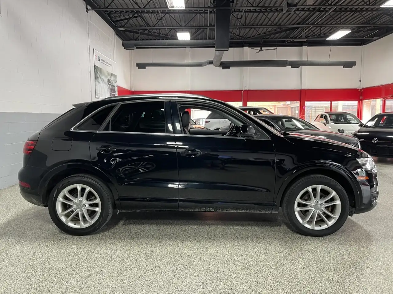 Audi Q3 снимка Audi Q3