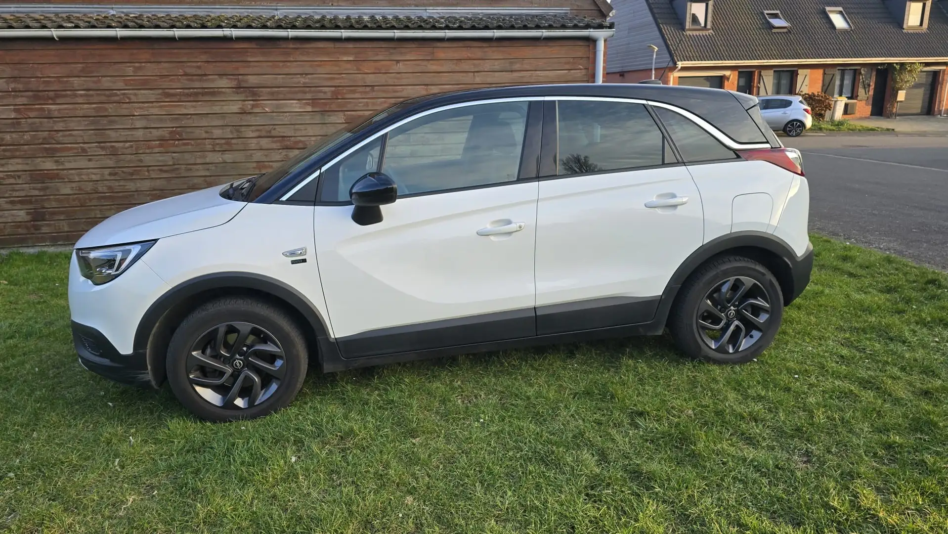 Opel Crossland X 1.5 D 120 ch BVA6 Ultimate - 2