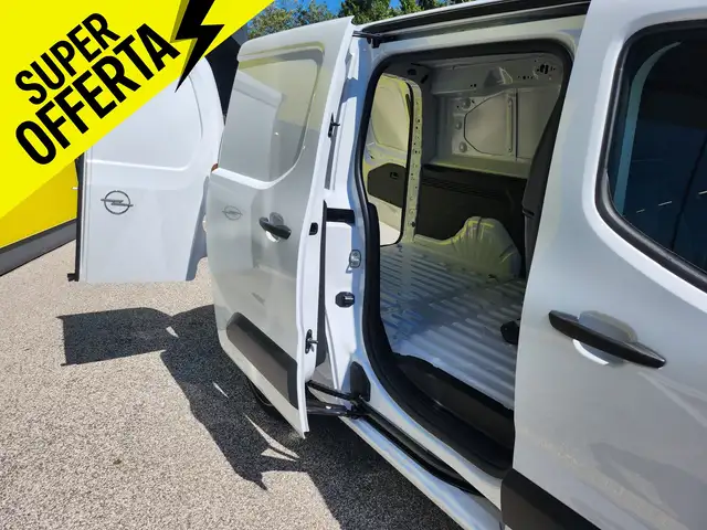 Opel Combo view 12