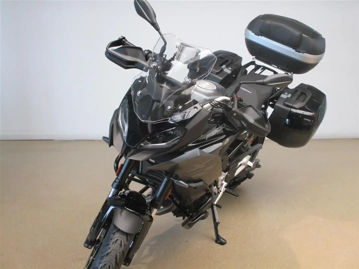 BMW F 900 XR - 2 jaar garantie Noir - 1