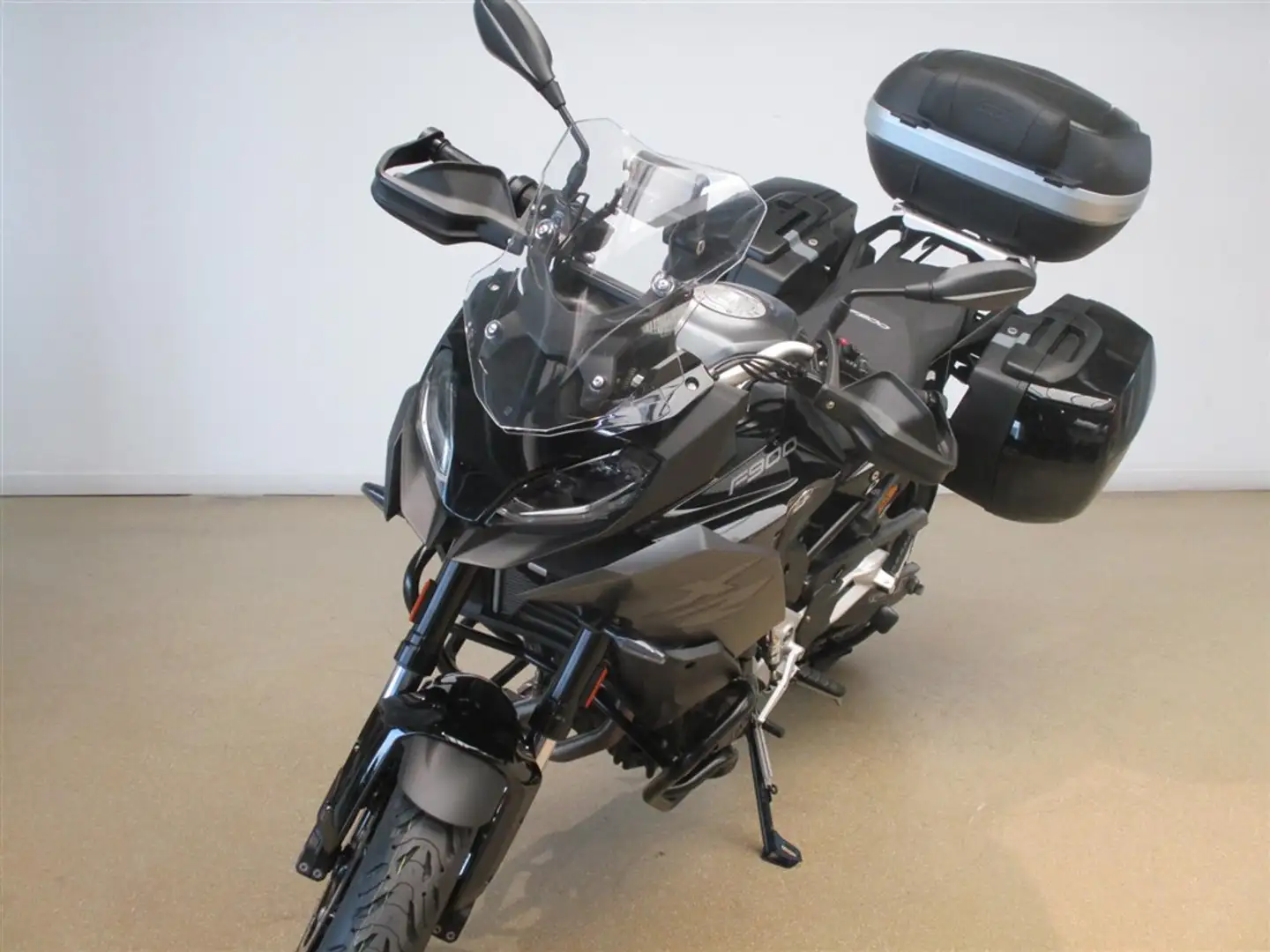 BMW F 900 XR - Garantie tot 02/2028 Zwart - 1