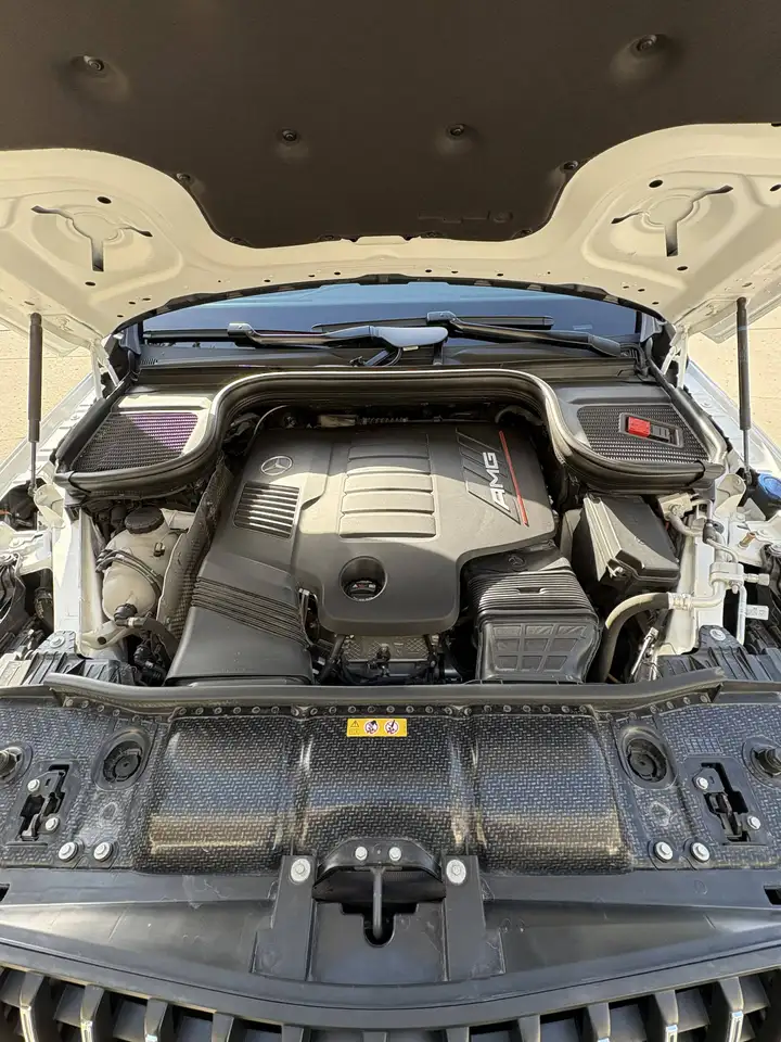 Mercedes-Benz GLE снимка Mercedes-Benz GLE