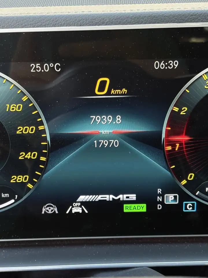 Mercedes-Benz GLE снимка Mercedes-Benz GLE