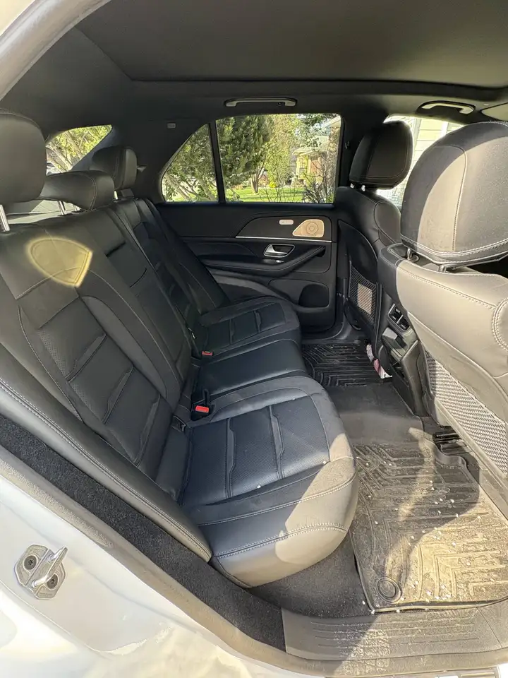 Mercedes-Benz GLE снимка Mercedes-Benz GLE