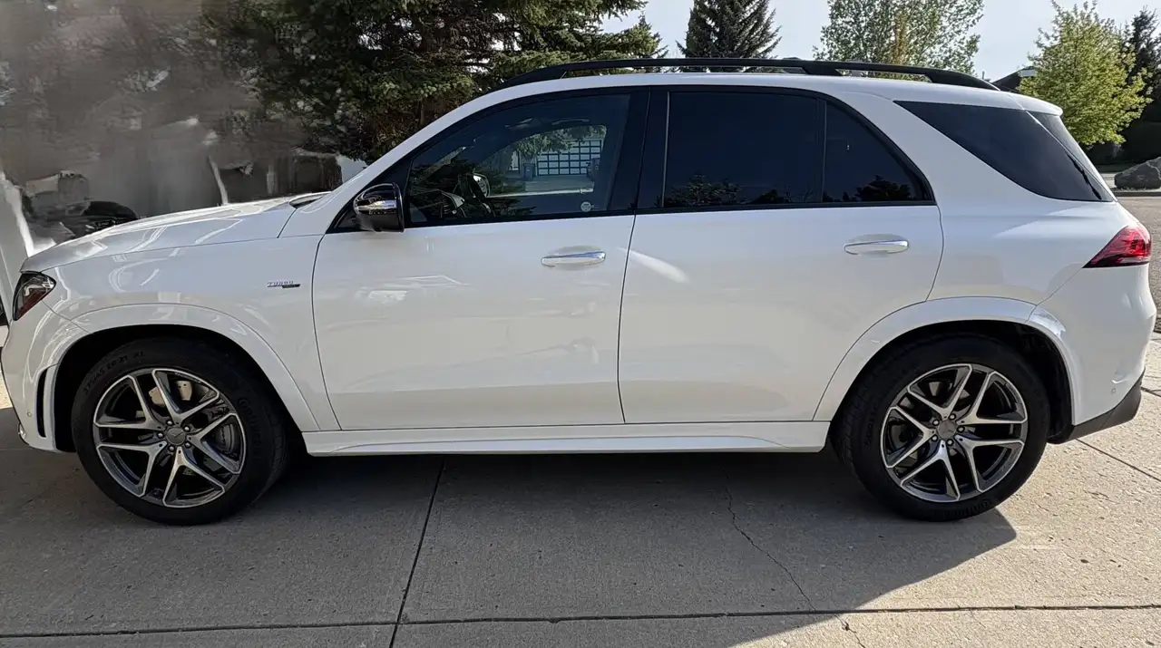 Mercedes-Benz GLE снимка Mercedes-Benz GLE