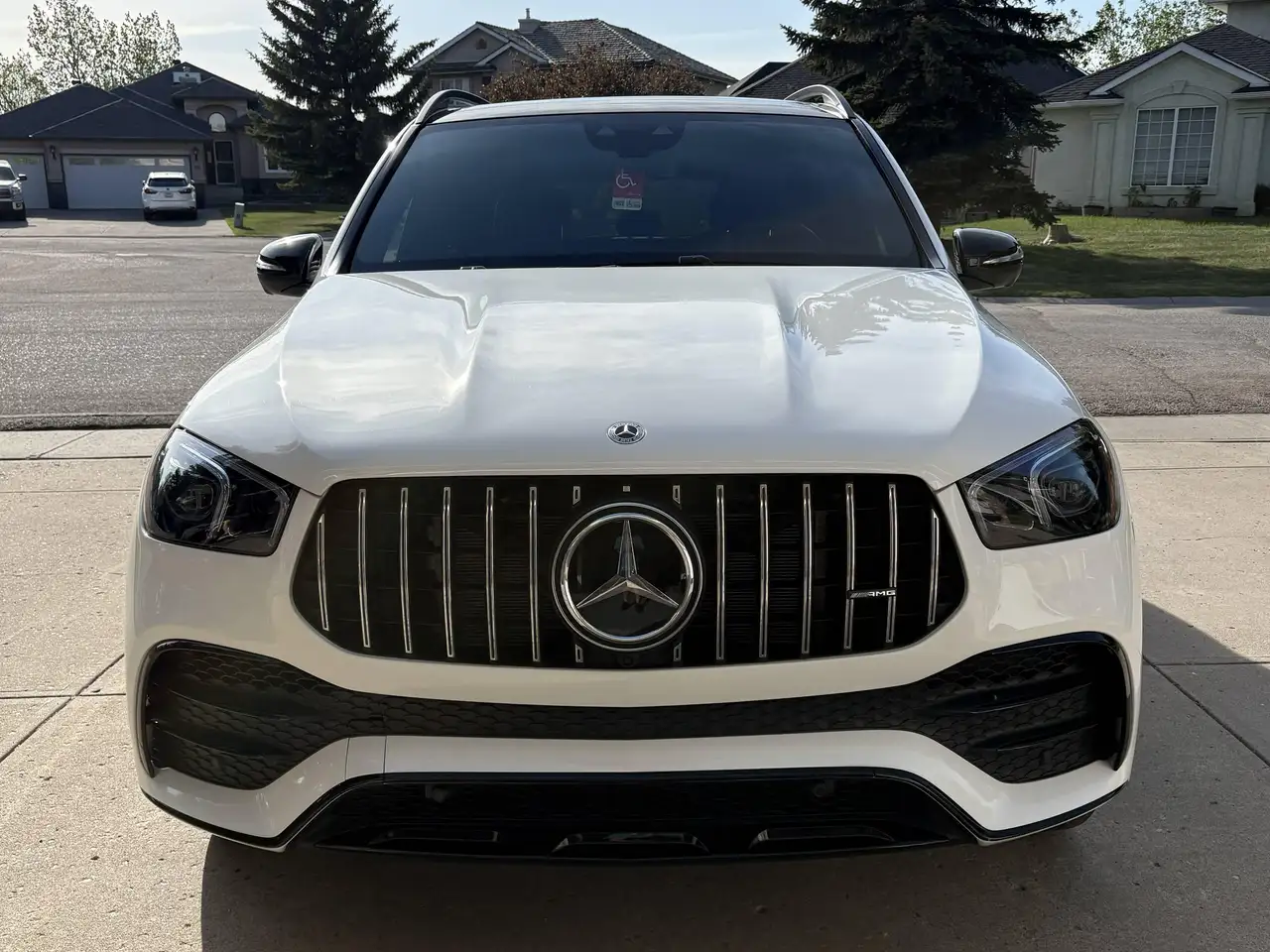 Mercedes-Benz GLE снимка Mercedes-Benz GLE