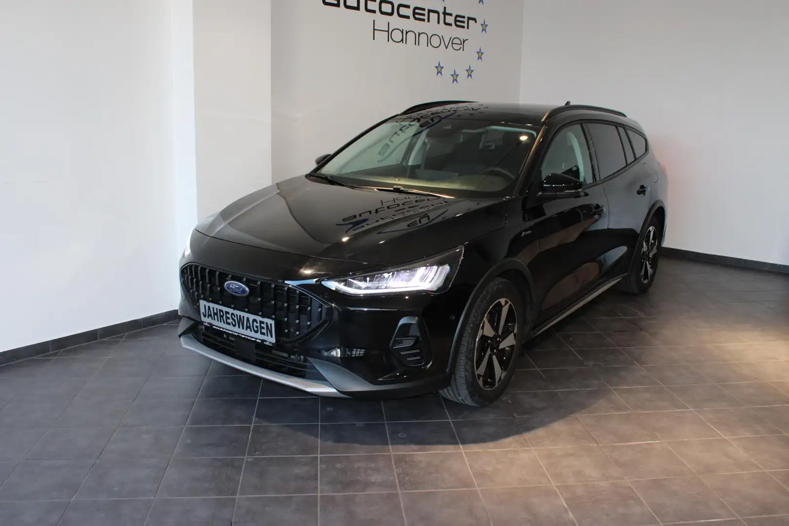 Ford Focus Turnier 1.0 MHEV Active Navi LED Lenk/SHZ Pano Noir - 2