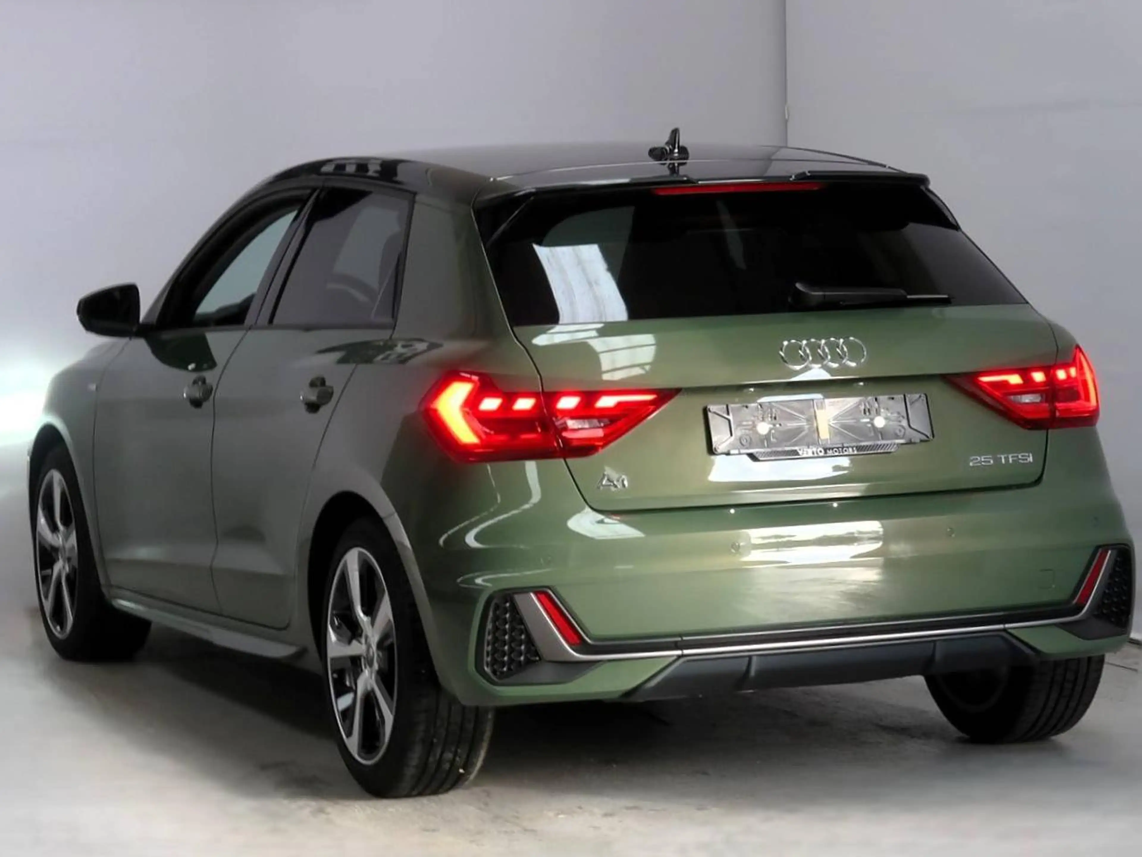 Audi A1 A1 Sportback 25 TFSI Sport Edition S tronic Sport Edition — photo 15