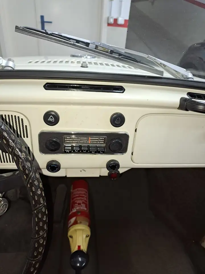 Volkswagen Escarabajo Totalmente restaurado, con radio y volante de seri, foto 10