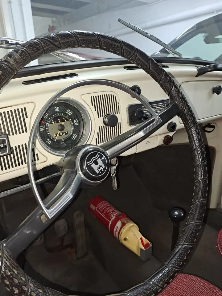 Volkswagen Escarabajo Totalmente restaurado, con radio y volante de seri, foto 7