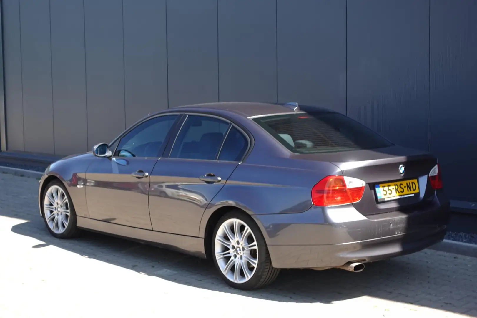 BMW 320 3-serie 320i Dynamic Executive Gris - 2