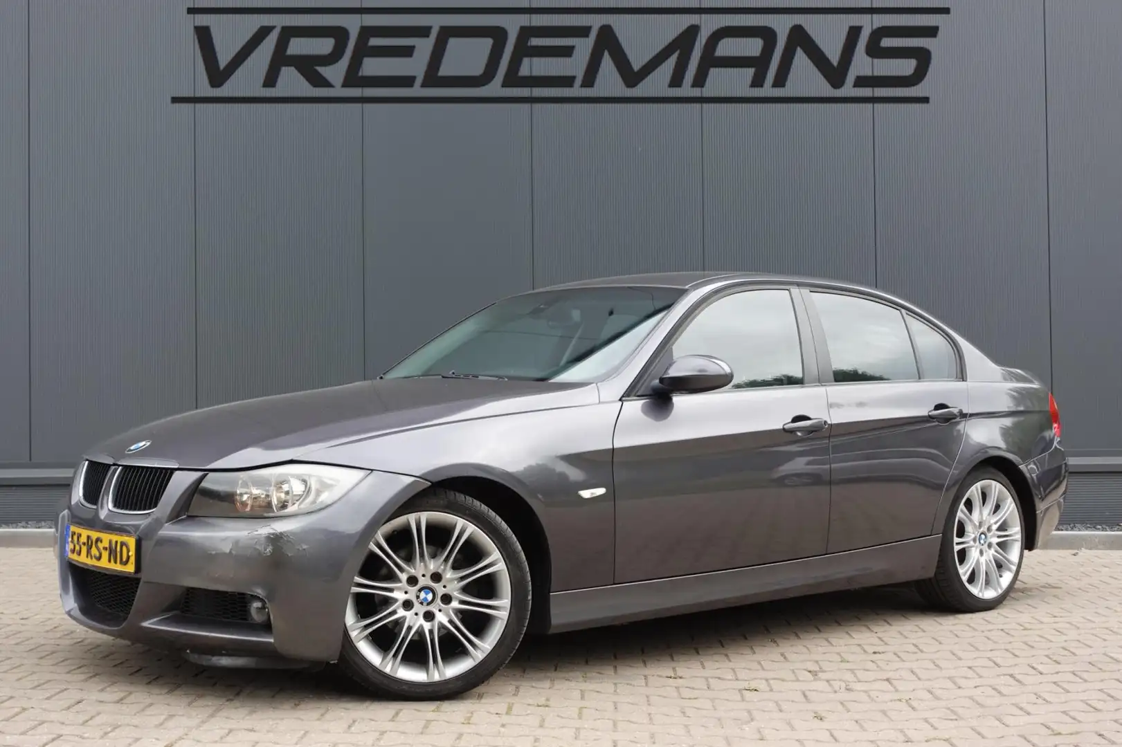 BMW 320 3-serie 320i Dynamic Executive Gris - 1