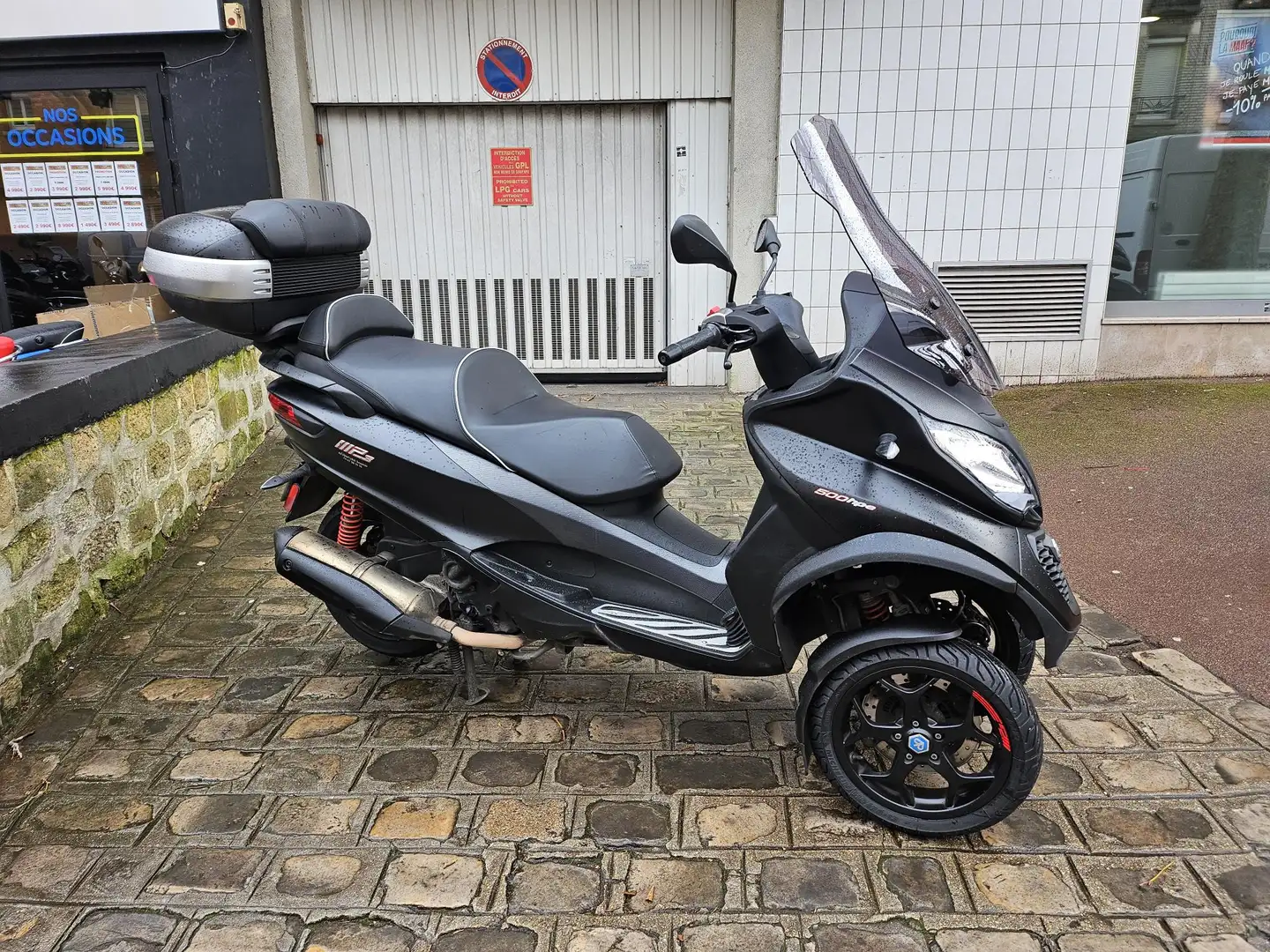Piaggio MP3 500 Black - 1