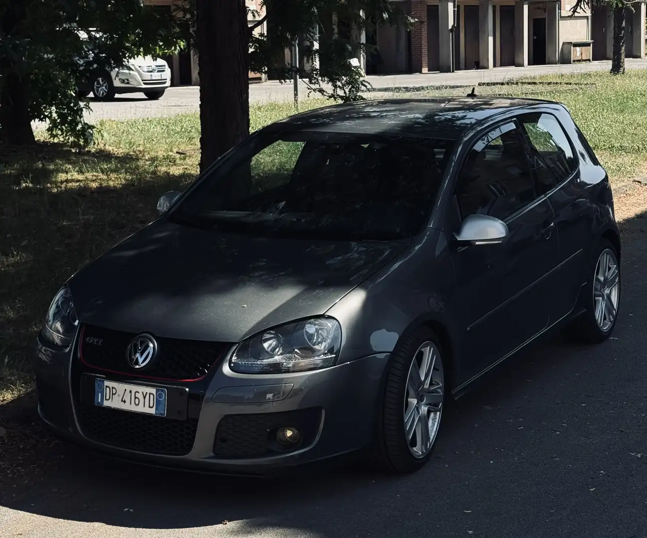 Volkswagen Golf GTI 3p 2.0 tfsi dsg - 1