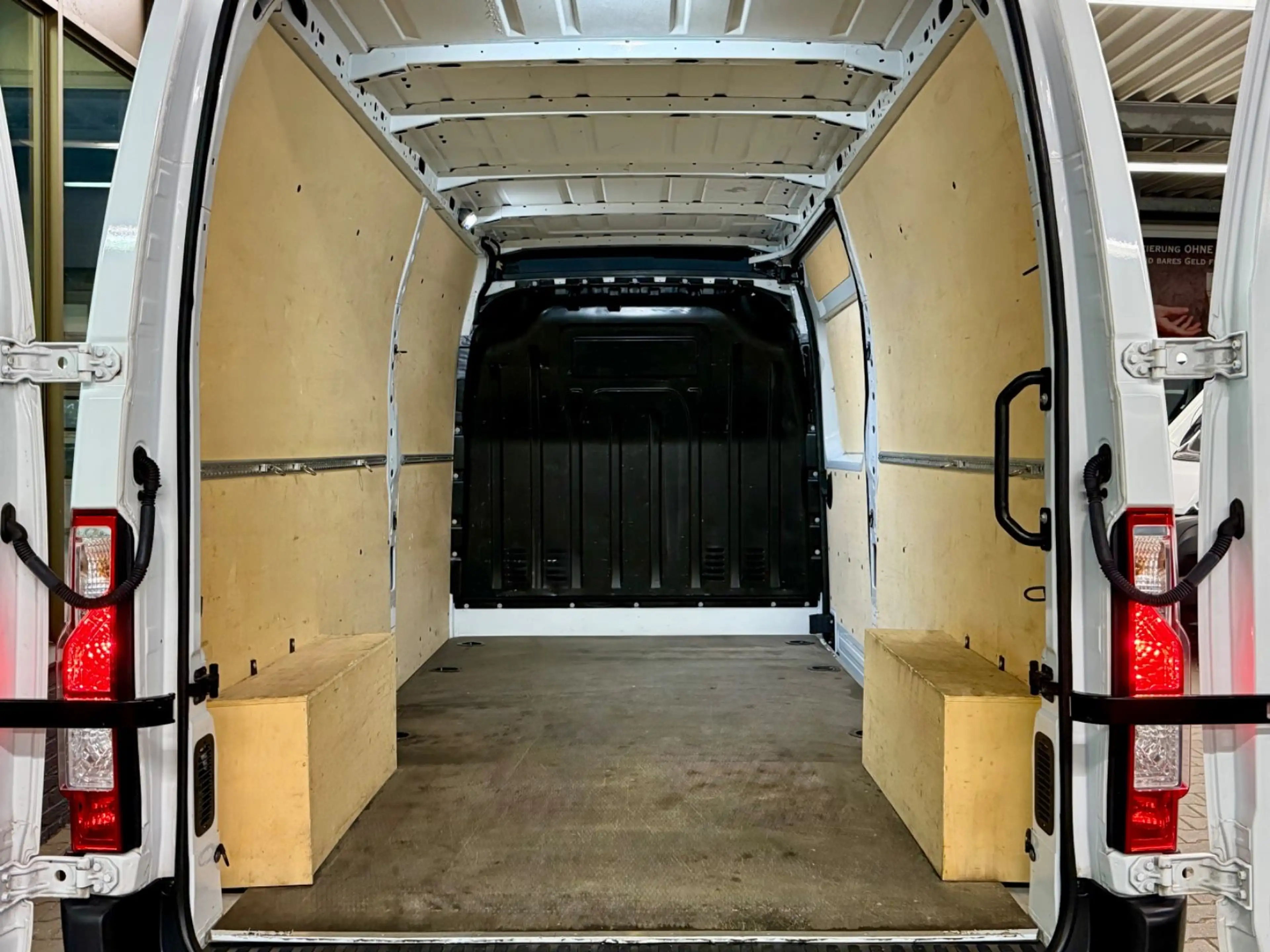 Renault Master 2.3 dCi L3H2 3,5t KLIMA PDC 3-SITZE BLUE — photo 11