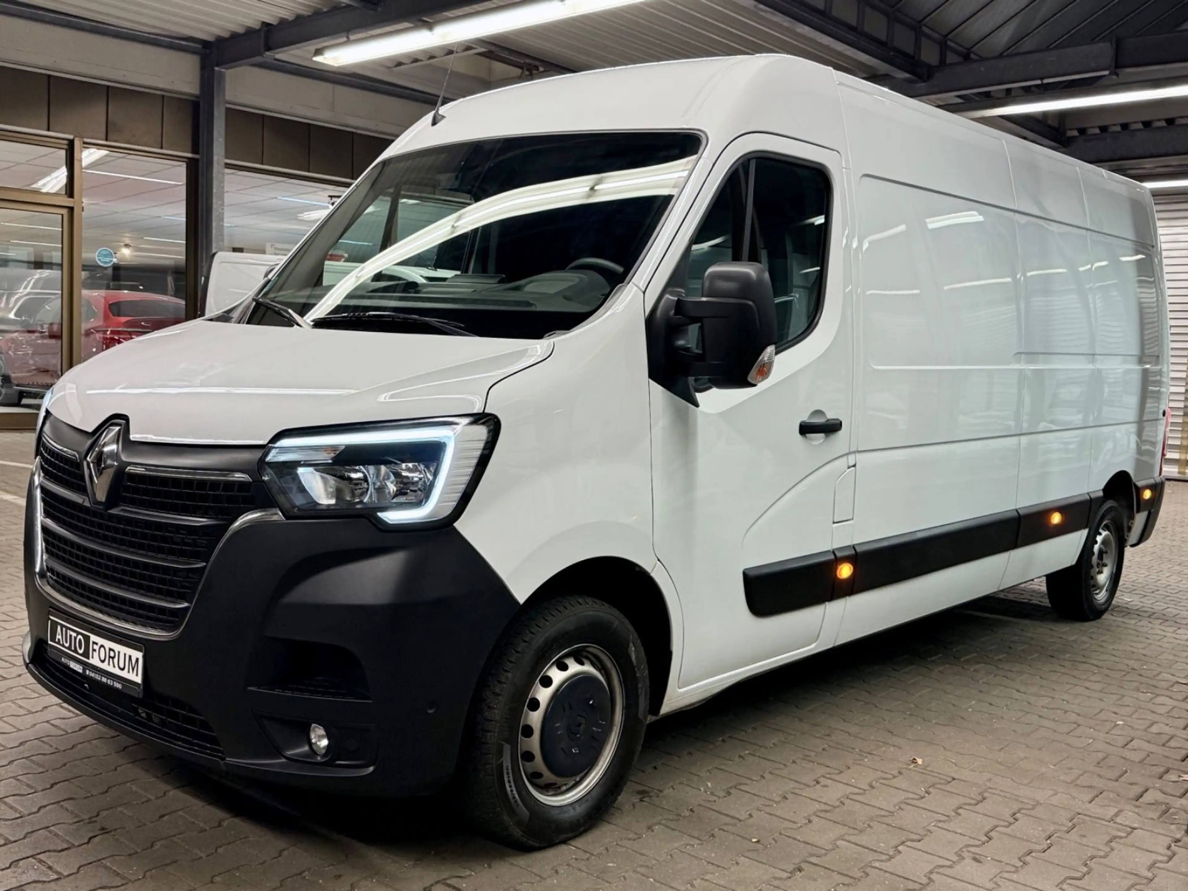 Renault Master 2.3 dCi L3H2 3,5t KLIMA PDC 3-SITZE BLUE — photo 4