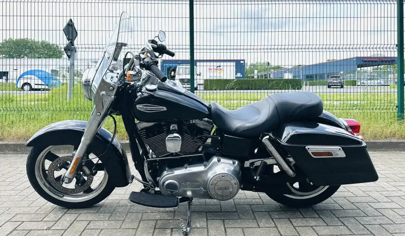 Harley-Davidson Dyna Switchback - foto 2