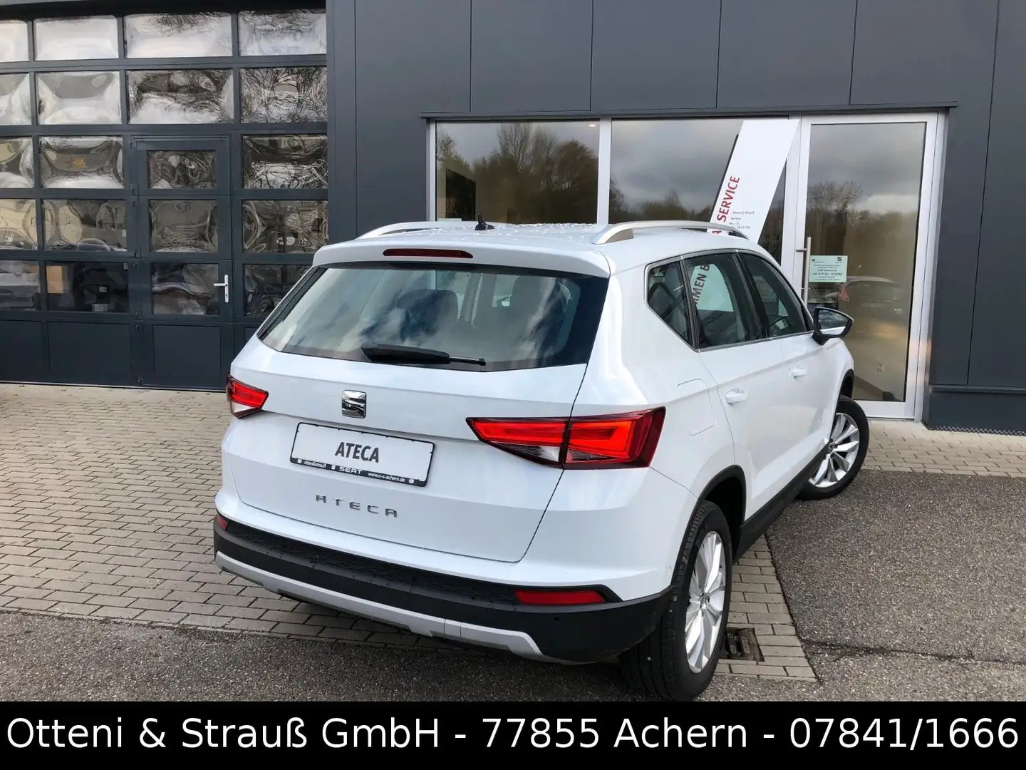 SEAT Ateca Style 1.5TSI DSG*Beats*Nav/SHZ/DAB/EinpH Weiß - 2