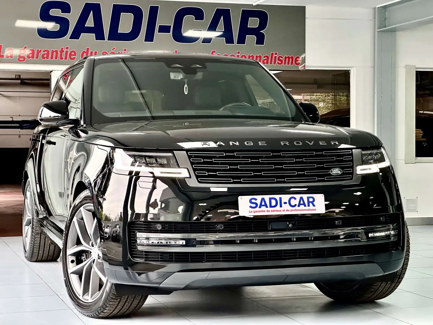 Land Rover Range Rover 3.0 P550 PHEV HSE (404 kW) - FULL OPTIONS Noir - 1
