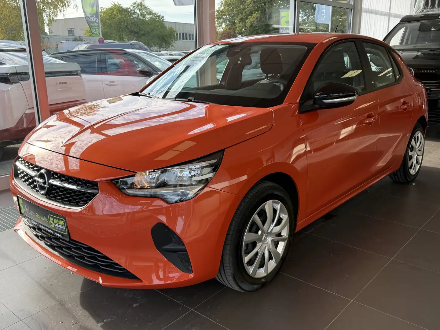 Opel Corsa F e Edition AUT KlimaA SpurH W-Pumpe Orange - 2
