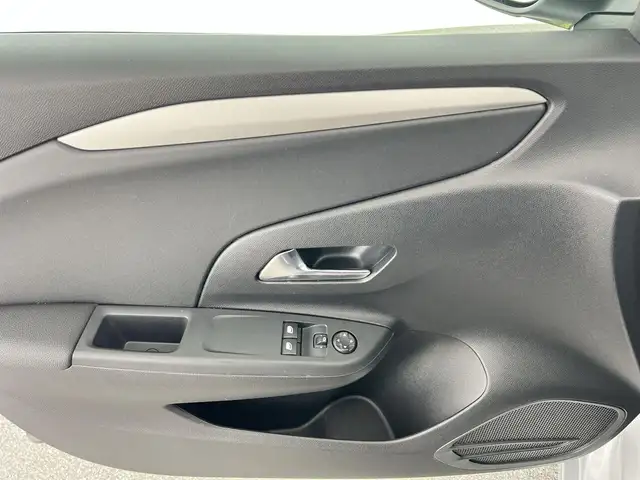 Opel Corsa view 11