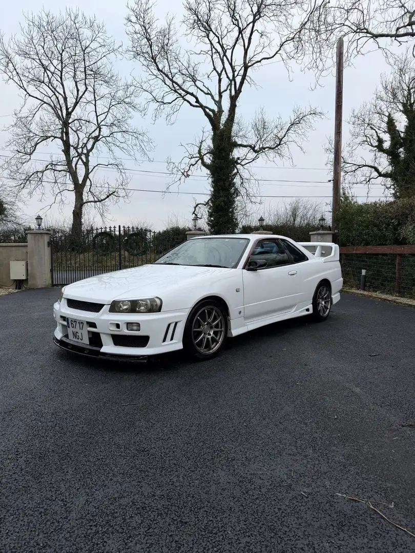Nissan Skyline GTT Blanco - 1