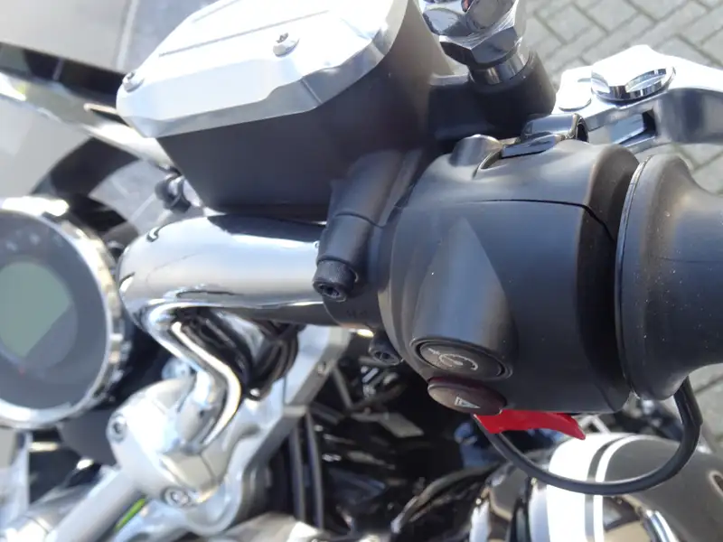 Moto Guzzi California 1400 - foto 8