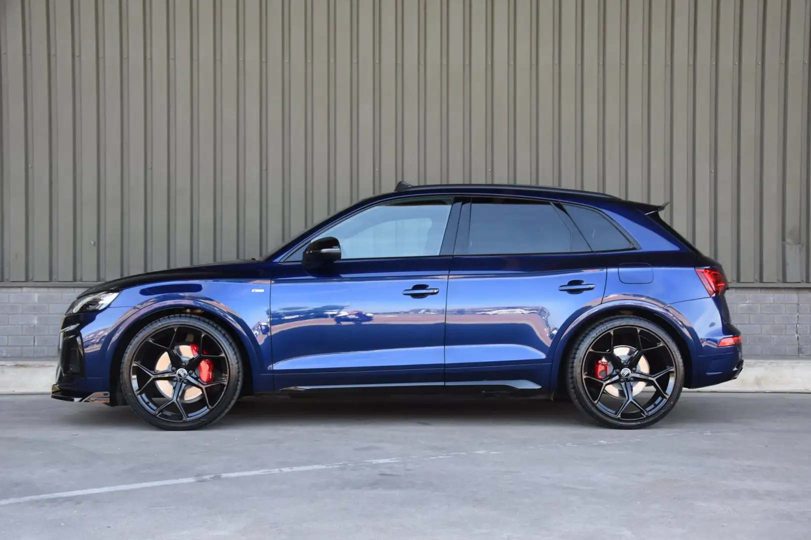 Audi Q5 55 TFSI e 3X S-Line LUCHTVERING/PANODAK/TREKHAAK/B Blauw - 2